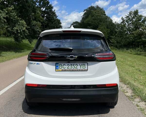 Белый Шевроле Bolt EV, объемом двигателя 0 л и пробегом 20 тыс. км за 19999 $, фото 8 на Automoto.ua