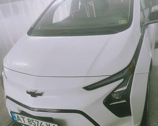 Белый Шевроле Bolt EV, объемом двигателя 0 л и пробегом 82 тыс. км за 17500 $, фото 9 на Automoto.ua