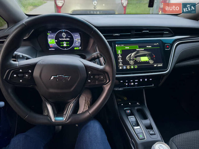 Белый Шевроле Bolt EV, объемом двигателя 0 л и пробегом 24 тыс. км за 18800 $, фото 8 на Automoto.ua