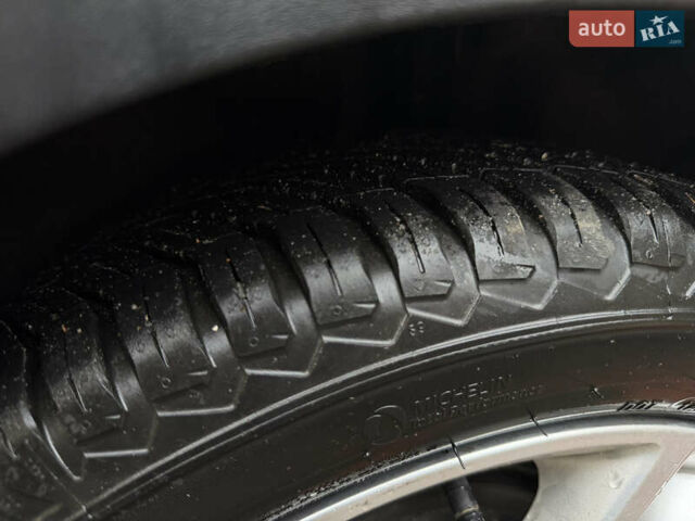 Белый Шевроле Bolt EV, объемом двигателя 0 л и пробегом 63 тыс. км за 16500 $, фото 15 на Automoto.ua