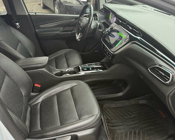 Белый Шевроле Bolt EV, объемом двигателя 0 л и пробегом 85 тыс. км за 17300 $, фото 14 на Automoto.ua