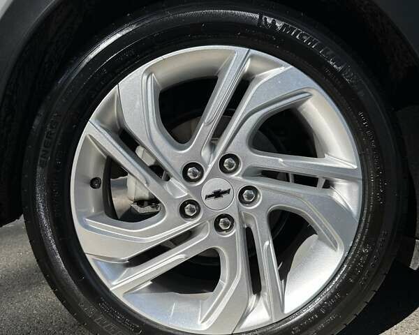 Білий Шевроле Bolt EV, об'ємом двигуна 0 л та пробігом 41 тис. км за 18600 $, фото 8 на Automoto.ua