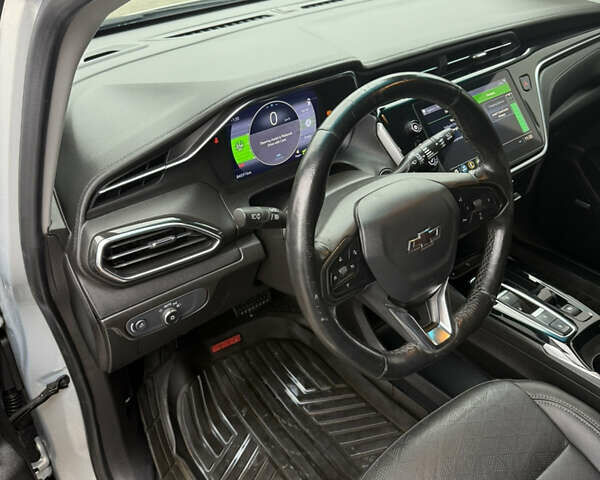 Белый Шевроле Bolt EV, объемом двигателя 0 л и пробегом 85 тыс. км за 17300 $, фото 20 на Automoto.ua