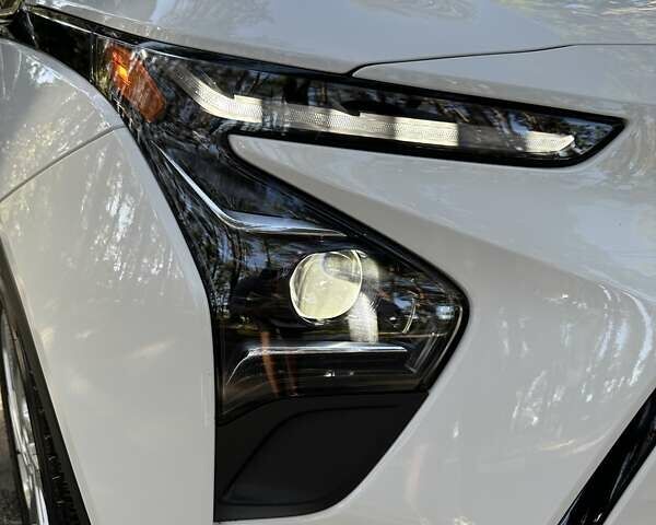 Білий Шевроле Bolt EV, об'ємом двигуна 0 л та пробігом 41 тис. км за 18600 $, фото 2 на Automoto.ua