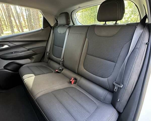Білий Шевроле Bolt EV, об'ємом двигуна 0 л та пробігом 41 тис. км за 18600 $, фото 21 на Automoto.ua