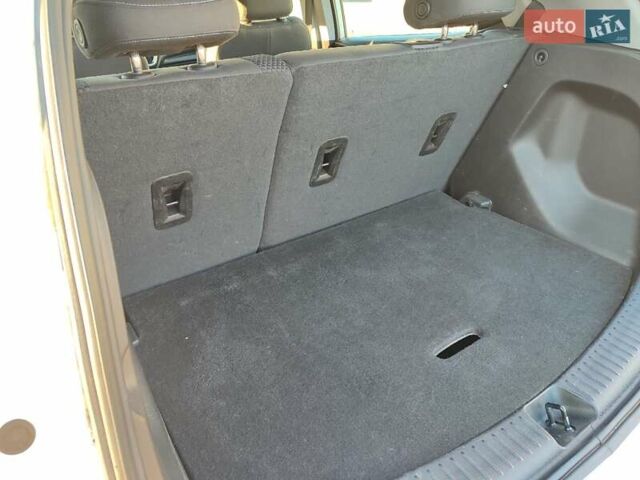 Белый Шевроле Bolt EV, объемом двигателя 0 л и пробегом 15 тыс. км за 18899 $, фото 25 на Automoto.ua