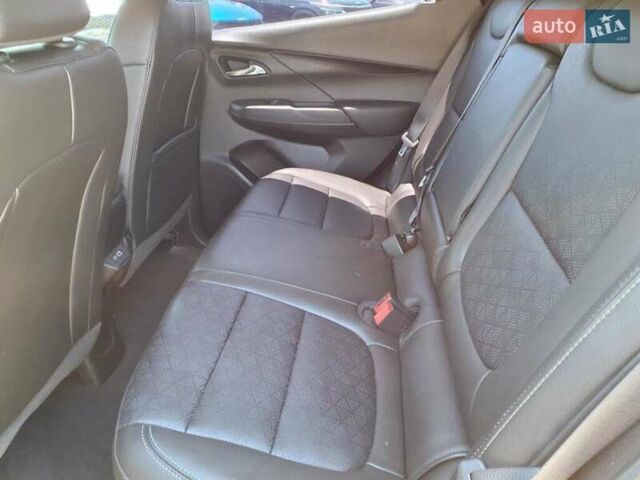 Белый Шевроле Bolt EV, объемом двигателя 0 л и пробегом 43 тыс. км за 5300 $, фото 23 на Automoto.ua