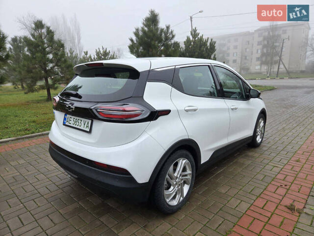 Белый Шевроле Bolt EV, объемом двигателя 0 л и пробегом 59 тыс. км за 17300 $, фото 9 на Automoto.ua