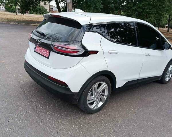 Білий Шевроле Bolt EV, об'ємом двигуна 0 л та пробігом 30 тис. км за 16600 $, фото 16 на Automoto.ua
