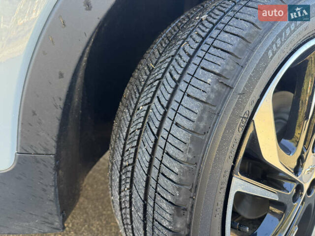 Білий Шевроле Bolt EV, об'ємом двигуна 0 л та пробігом 13 тис. км за 18350 $, фото 15 на Automoto.ua