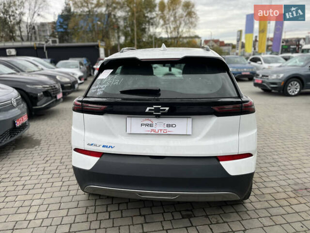 Белый Шевроле Bolt EV, объемом двигателя 0 л и пробегом 154 тыс. км за 15700 $, фото 5 на Automoto.ua