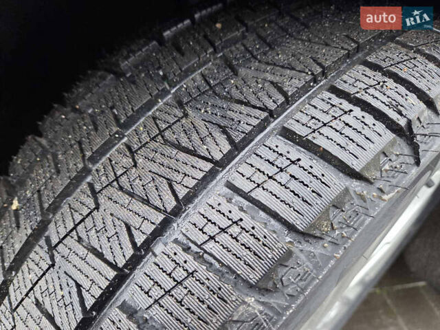 Белый Шевроле Bolt EV, объемом двигателя 0 л и пробегом 59 тыс. км за 17300 $, фото 20 на Automoto.ua