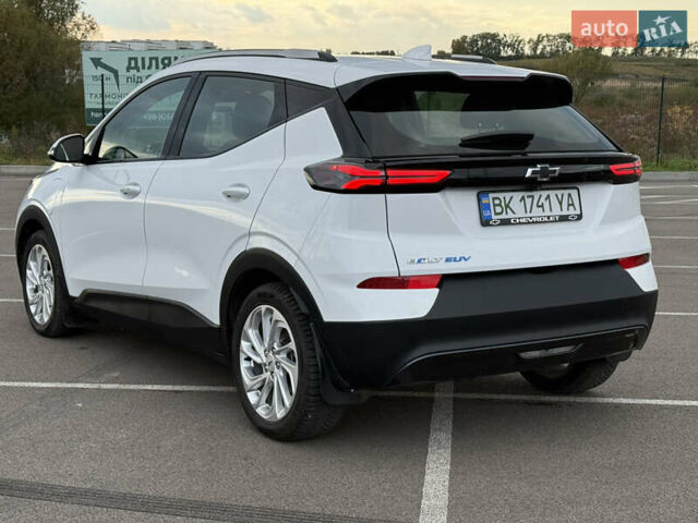 Белый Шевроле Bolt EV, объемом двигателя 0 л и пробегом 40 тыс. км за 17500 $, фото 12 на Automoto.ua