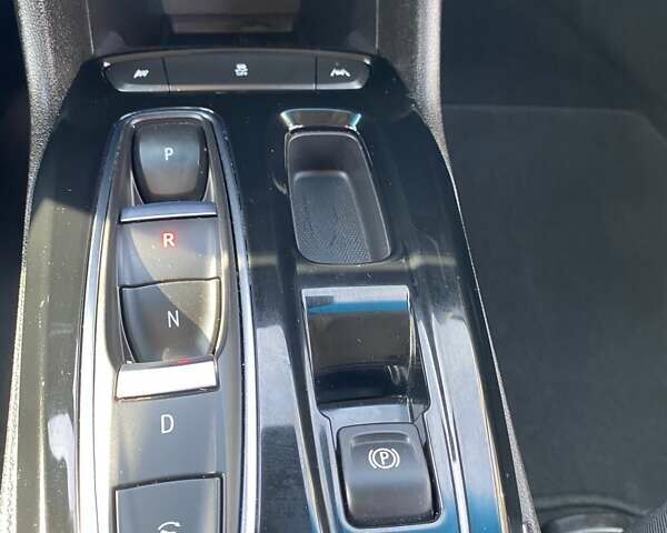 Білий Шевроле Bolt EV, об'ємом двигуна 0 л та пробігом 26 тис. км за 18500 $, фото 7 на Automoto.ua