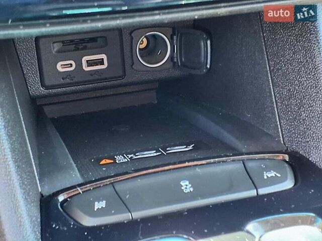 Белый Шевроле Bolt EV, объемом двигателя 0 л и пробегом 43 тыс. км за 5300 $, фото 17 на Automoto.ua