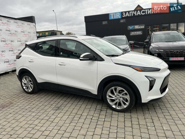 Белый Шевроле Bolt EV, объемом двигателя 0 л и пробегом 154 тыс. км за 15700 $, фото 8 на Automoto.ua