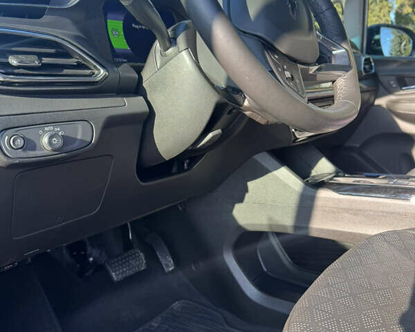 Білий Шевроле Bolt EV, об'ємом двигуна 0 л та пробігом 13 тис. км за 18350 $, фото 42 на Automoto.ua