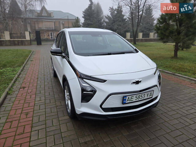 Белый Шевроле Bolt EV, объемом двигателя 0 л и пробегом 59 тыс. км за 17300 $, фото 1 на Automoto.ua