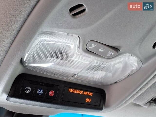 Белый Шевроле Bolt EV, объемом двигателя 0 л и пробегом 43 тыс. км за 5300 $, фото 19 на Automoto.ua