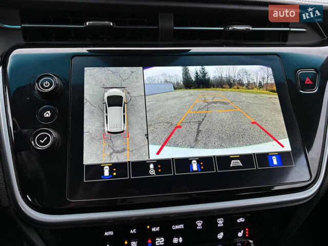 Белый Шевроле Bolt EV, объемом двигателя 0 л и пробегом 37 тыс. км за 18950 $, фото 29 на Automoto.ua