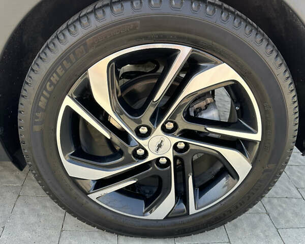 Білий Шевроле Bolt EV, об'ємом двигуна 0 л та пробігом 22 тис. км за 18500 $, фото 9 на Automoto.ua