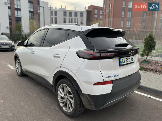 Белый Шевроле Bolt EV, объемом двигателя 0 л и пробегом 85 тыс. км за 19800 $, фото 6 на Automoto.ua