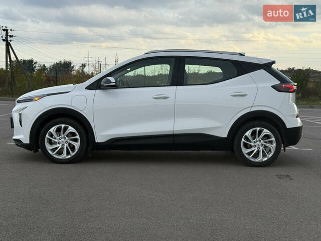 Белый Шевроле Bolt EV, объемом двигателя 0 л и пробегом 40 тыс. км за 17500 $, фото 6 на Automoto.ua