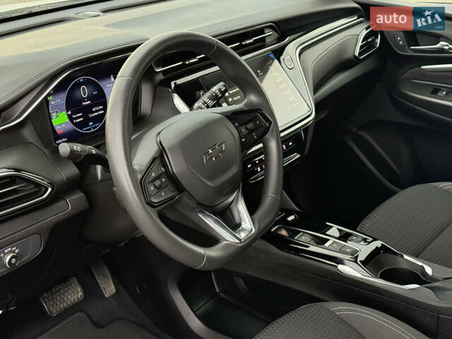 Белый Шевроле Bolt EV, объемом двигателя 0 л и пробегом 40 тыс. км за 17500 $, фото 11 на Automoto.ua