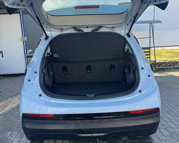 Білий Шевроле Bolt EV, об'ємом двигуна 0 л та пробігом 13 тис. км за 18350 $, фото 44 на Automoto.ua