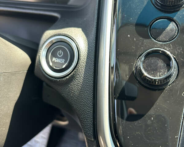 Белый Шевроле Bolt EV, объемом двигателя 0 л и пробегом 29 тыс. км за 19500 $, фото 34 на Automoto.ua