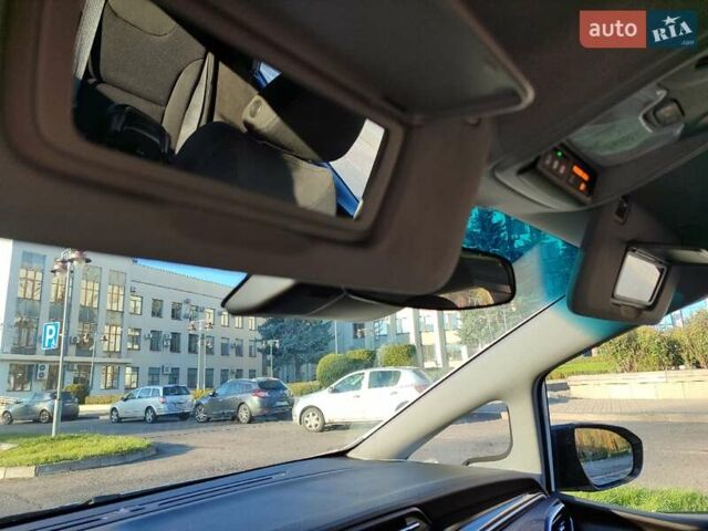 Белый Шевроле Bolt EV, объемом двигателя 0 л и пробегом 15 тыс. км за 18899 $, фото 38 на Automoto.ua