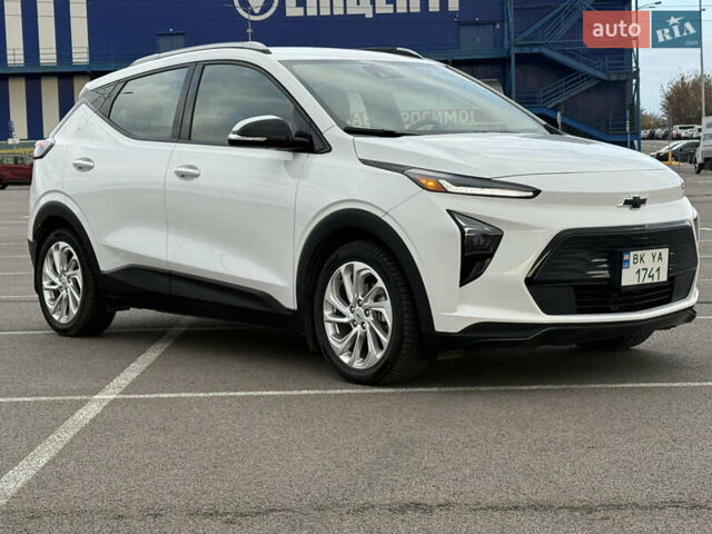 Белый Шевроле Bolt EV, объемом двигателя 0 л и пробегом 40 тыс. км за 17500 $, фото 16 на Automoto.ua
