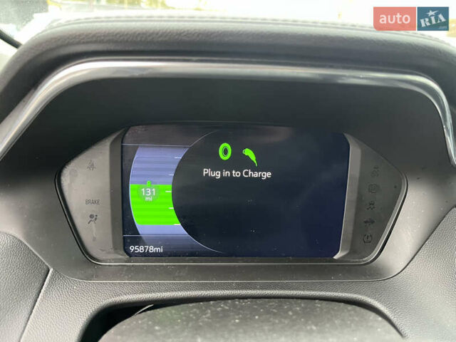 Белый Шевроле Bolt EV, объемом двигателя 0 л и пробегом 154 тыс. км за 15700 $, фото 19 на Automoto.ua