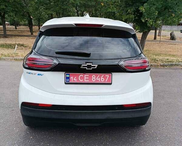 Білий Шевроле Bolt EV, об'ємом двигуна 0 л та пробігом 30 тис. км за 16600 $, фото 11 на Automoto.ua