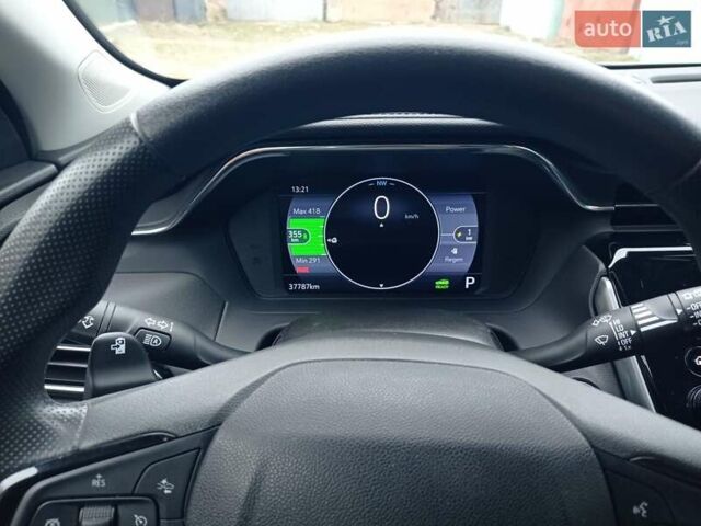 Белый Шевроле Bolt EV, объемом двигателя 0 л и пробегом 66 тыс. км за 18700 $, фото 21 на Automoto.ua