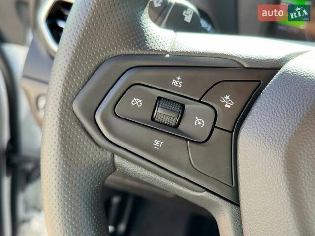 Белый Шевроле Bolt EV, объемом двигателя 0 л и пробегом 1 тыс. км за 20800 $, фото 21 на Automoto.ua