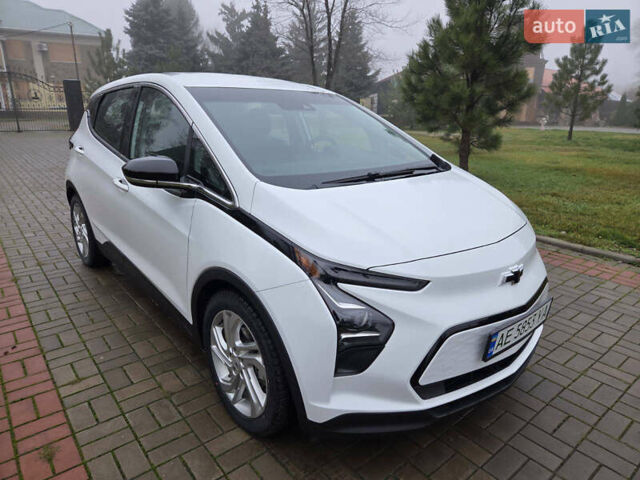 Белый Шевроле Bolt EV, объемом двигателя 0 л и пробегом 59 тыс. км за 17300 $, фото 13 на Automoto.ua