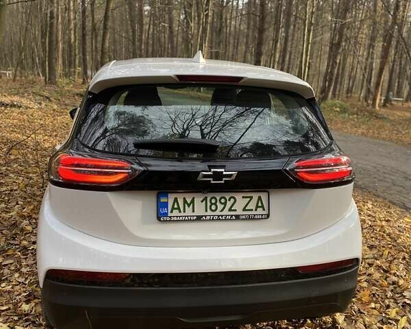 Білий Шевроле Bolt EV, об'ємом двигуна 0 л та пробігом 26 тис. км за 18500 $, фото 12 на Automoto.ua