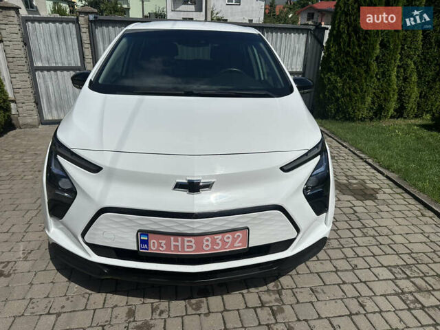 Білий Шевроле Bolt EV, об'ємом двигуна 0 л та пробігом 35 тис. км за 19000 $, фото 3 на Automoto.ua