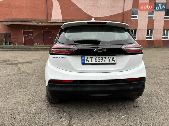 Белый Шевроле Bolt EV, объемом двигателя 0 л и пробегом 37 тыс. км за 18950 $, фото 13 на Automoto.ua