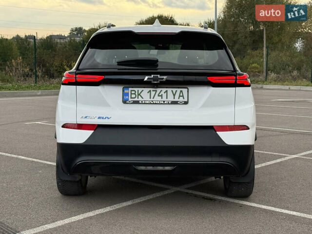 Белый Шевроле Bolt EV, объемом двигателя 0 л и пробегом 40 тыс. км за 17500 $, фото 13 на Automoto.ua