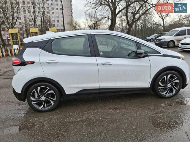 Білий Шевроле Bolt EV, об'ємом двигуна 0 л та пробігом 38 тис. км за 20200 $, фото 6 на Automoto.ua