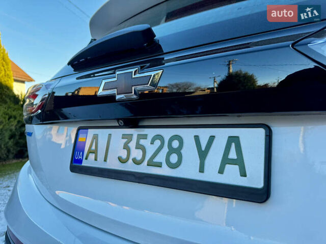 Білий Шевроле Bolt EV, об'ємом двигуна 0 л та пробігом 26 тис. км за 19950 $, фото 10 на Automoto.ua