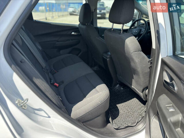 Белый Шевроле Bolt EV, объемом двигателя 0 л и пробегом 29 тыс. км за 19500 $, фото 14 на Automoto.ua