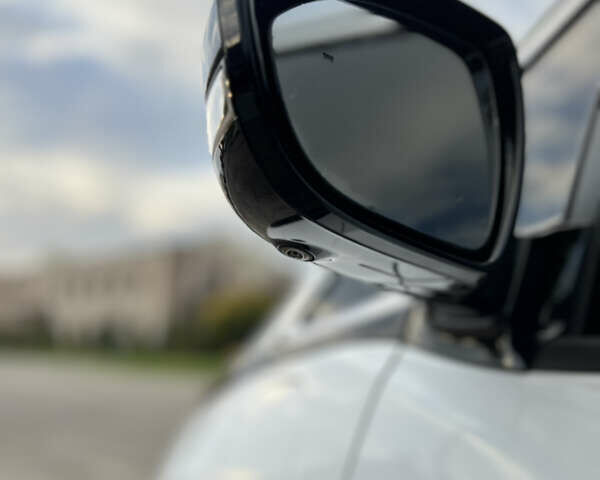 Белый Шевроле Bolt EV, объемом двигателя 0 л и пробегом 38 тыс. км за 19700 $, фото 16 на Automoto.ua