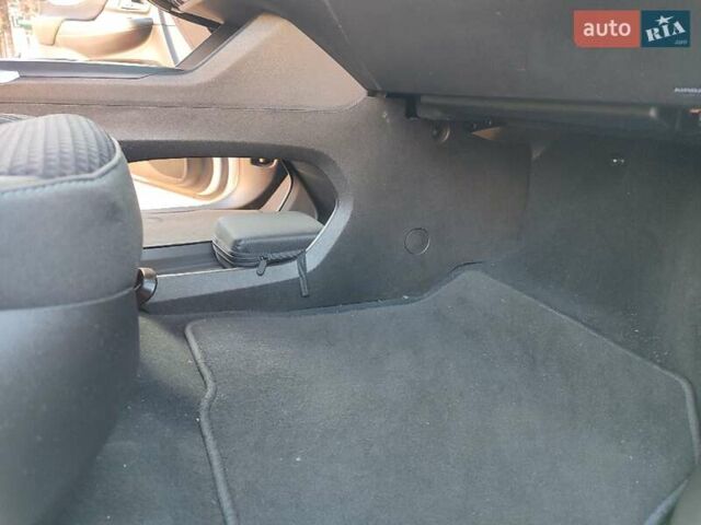 Белый Шевроле Bolt EV, объемом двигателя 0 л и пробегом 15 тыс. км за 18899 $, фото 29 на Automoto.ua