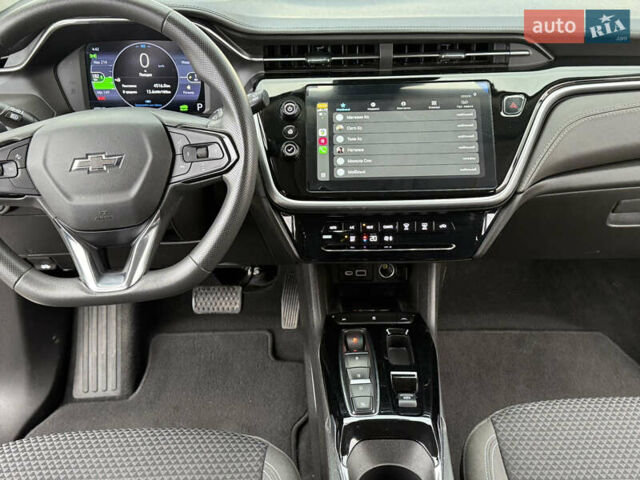 Белый Шевроле Bolt EV, объемом двигателя 0 л и пробегом 40 тыс. км за 17500 $, фото 7 на Automoto.ua