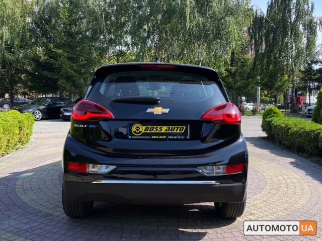 Черный Шевроле Bolt EV, объемом двигателя 60 л и пробегом 143 тыс. км за 14000 $, фото 3 на Automoto.ua