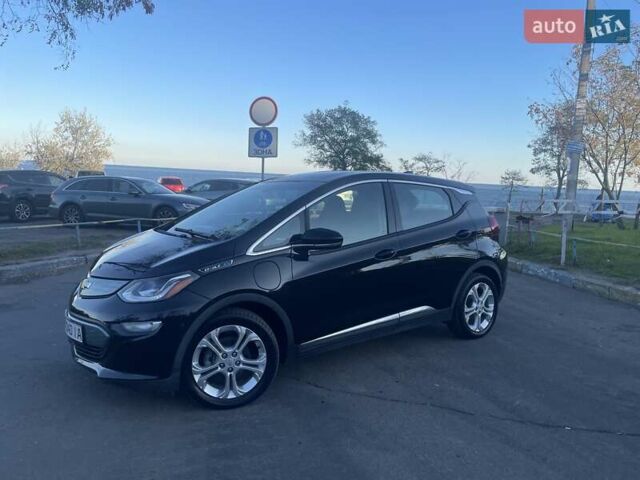 Черный Шевроле Bolt EV, объемом двигателя 0 л и пробегом 82 тыс. км за 12900 $, фото 2 на Automoto.ua