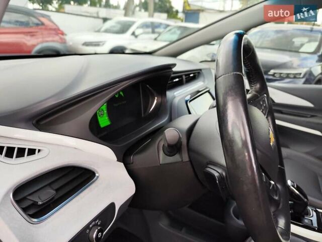 Черный Шевроле Bolt EV, объемом двигателя 0 л и пробегом 64 тыс. км за 14999 $, фото 58 на Automoto.ua
